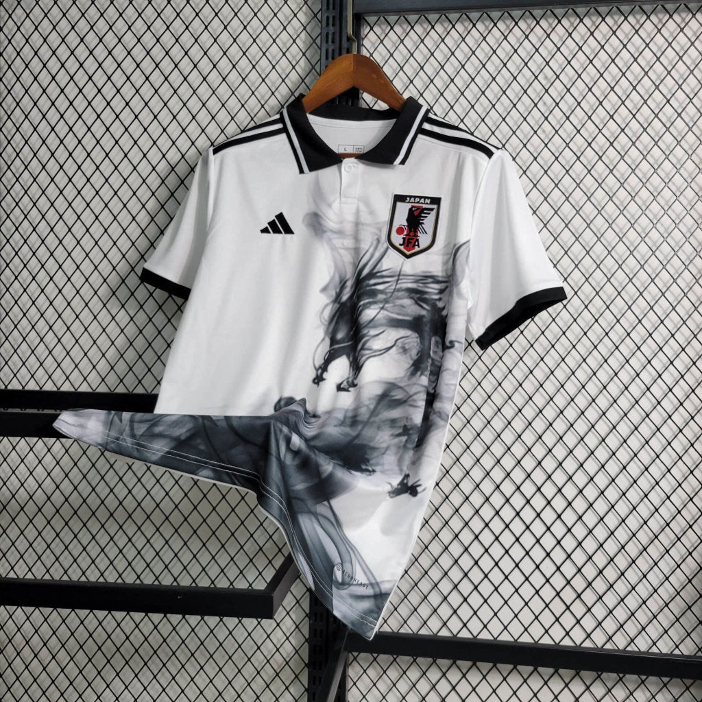 CAMISETA JAPON EDICION DRAGON DE HUMO
