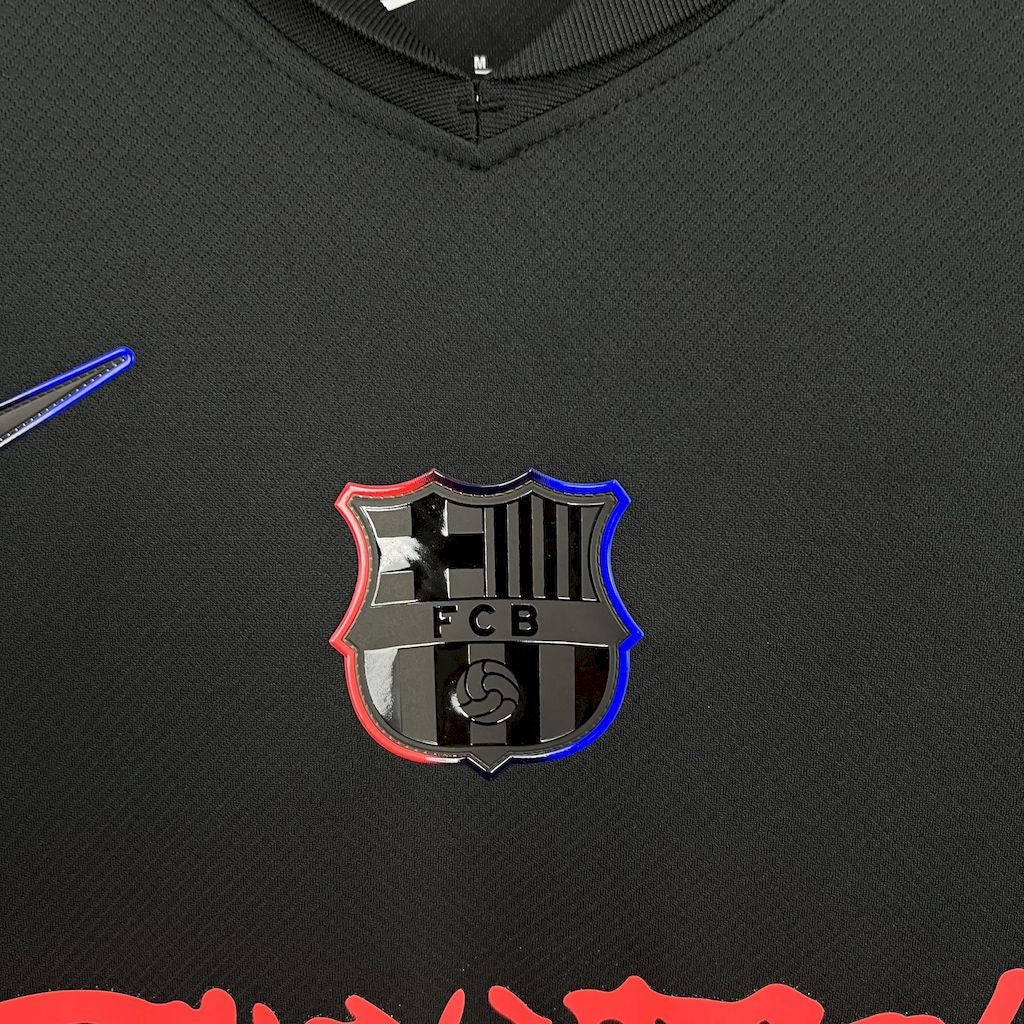 CAMISETA BARCELONA VISITA 24/25 TRAVIS SCOTT ROJA