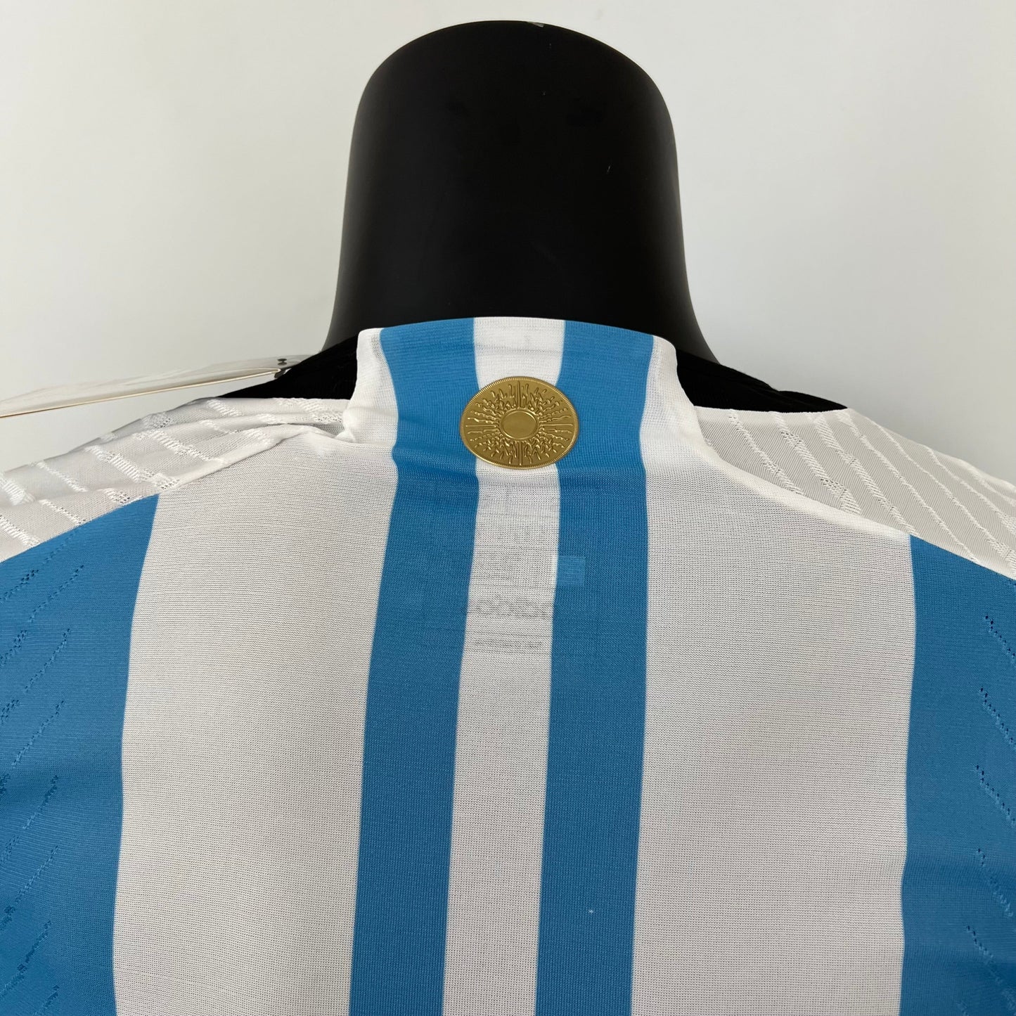 CAMISETA ARGENTINA EDICIÓN COMEMORATIVA III 23/24 HOMBRE (VERSIÓN JUGADOR)