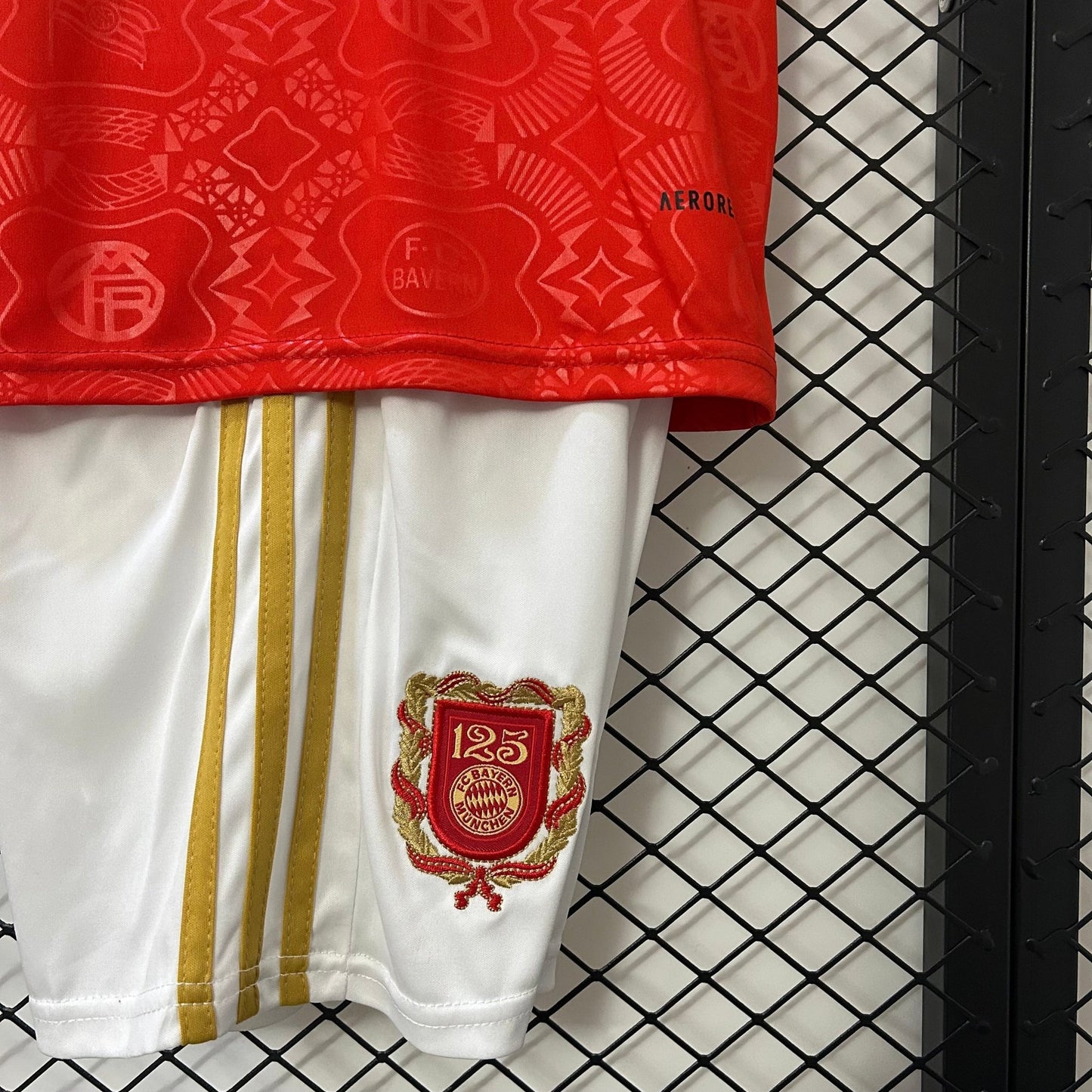 BAYERN MUNICH 125 ANIVERSARIO CONJUNTO INFANTIL