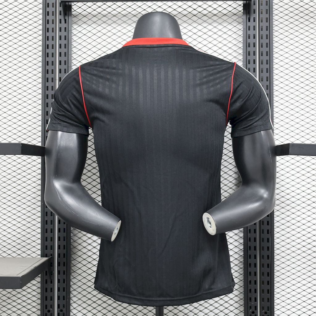 CAMISETA MANCHESTER UNITED 2025/26 TERRACE VERSION JUGADOR