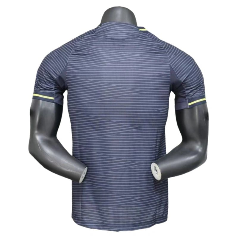 CAMISETA VERSIÓN JUGADOR REAL MADRID 2025/26 VISITA
