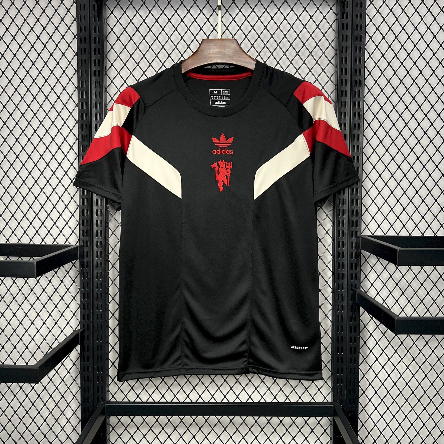 CAMISETA MANCHESTER UNITED 24/25 ORIGINALS TEE BLACK