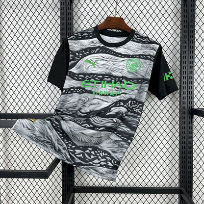 CAMISETA MANCHESTER CITY 2025/26 VERSIÓN NEGRO Y GRIS