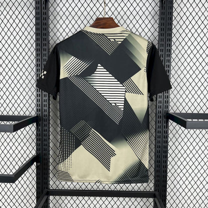 CAMISETA MANCHESTER CITY 2025/26 VERSION NEGRO Y AMARILLO