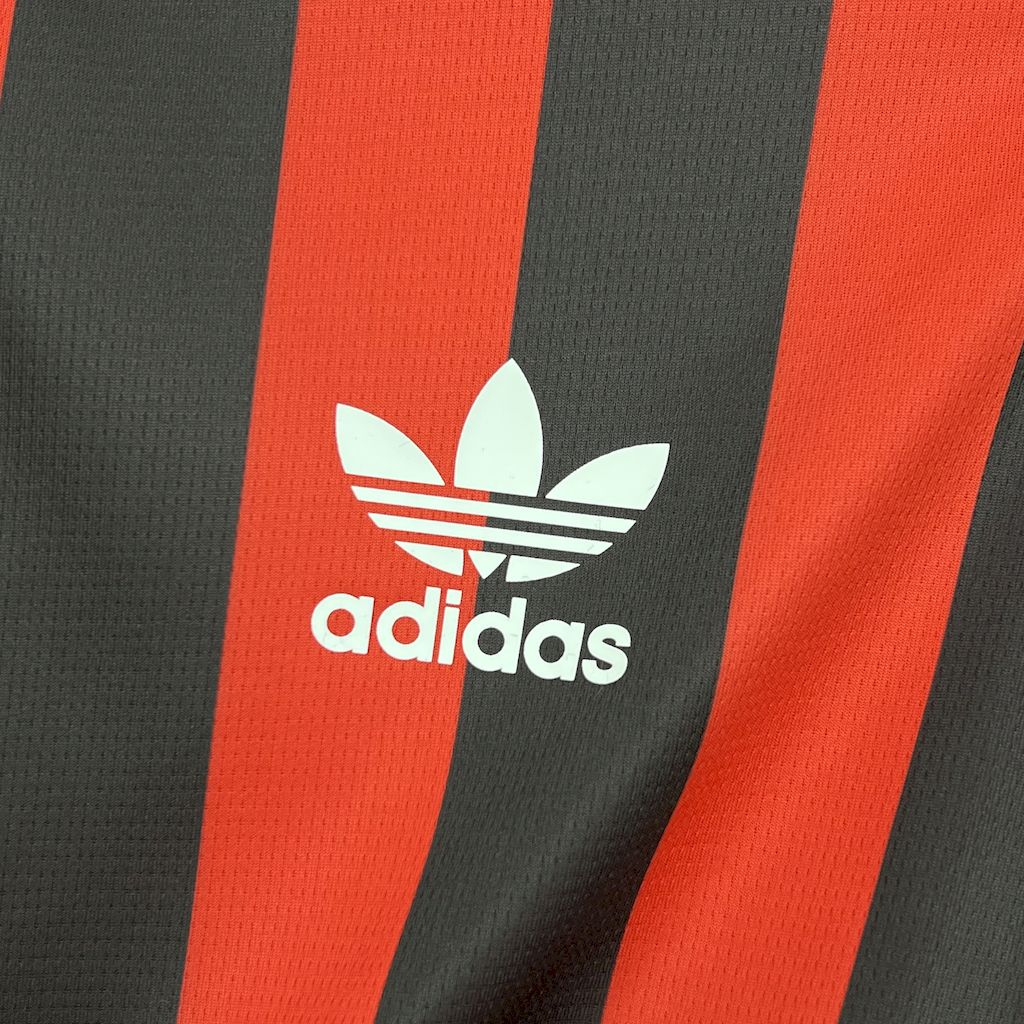 CAMISETA MILAN EDICIÓN CLASICA 2024/25