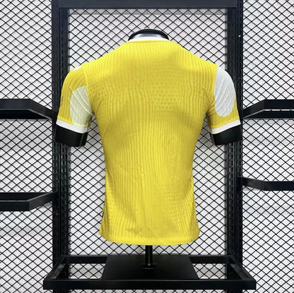 CAMISETA BRASIL EDICION ESPECIAL AMARILLA 2024 (VERSIÓN JUGADOR)