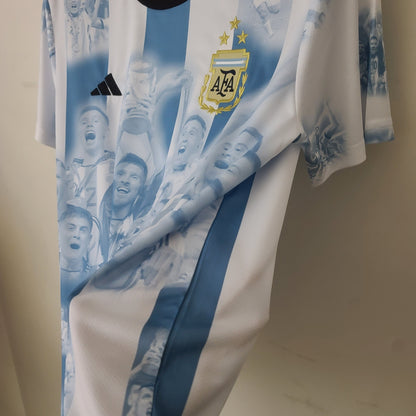 CAMISETA ARGENTINA EDICIÓN COMEMORATIVA I 23/24 HOMBRE