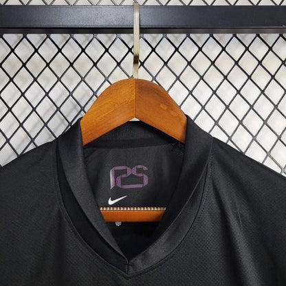 CAMISETA BARCELONA VISITA 24/25 TRAVIS SCOTT